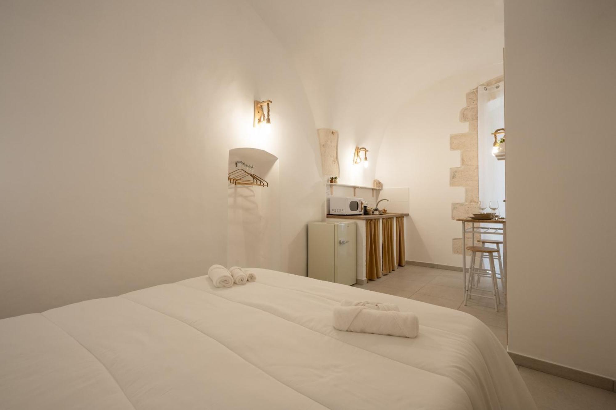 Dimora Giulia Luxury Suite And Room Кастеллана-Гротте Экстерьер фото